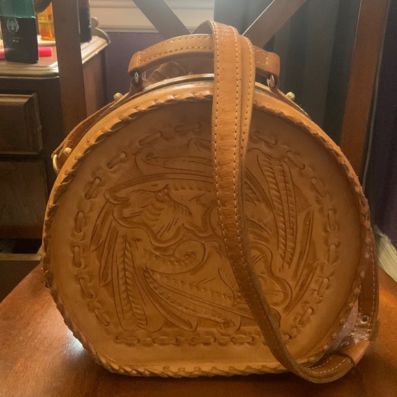 Vintage Tan Tooled Leather Hatbox Handbag - Picture 1 of 11